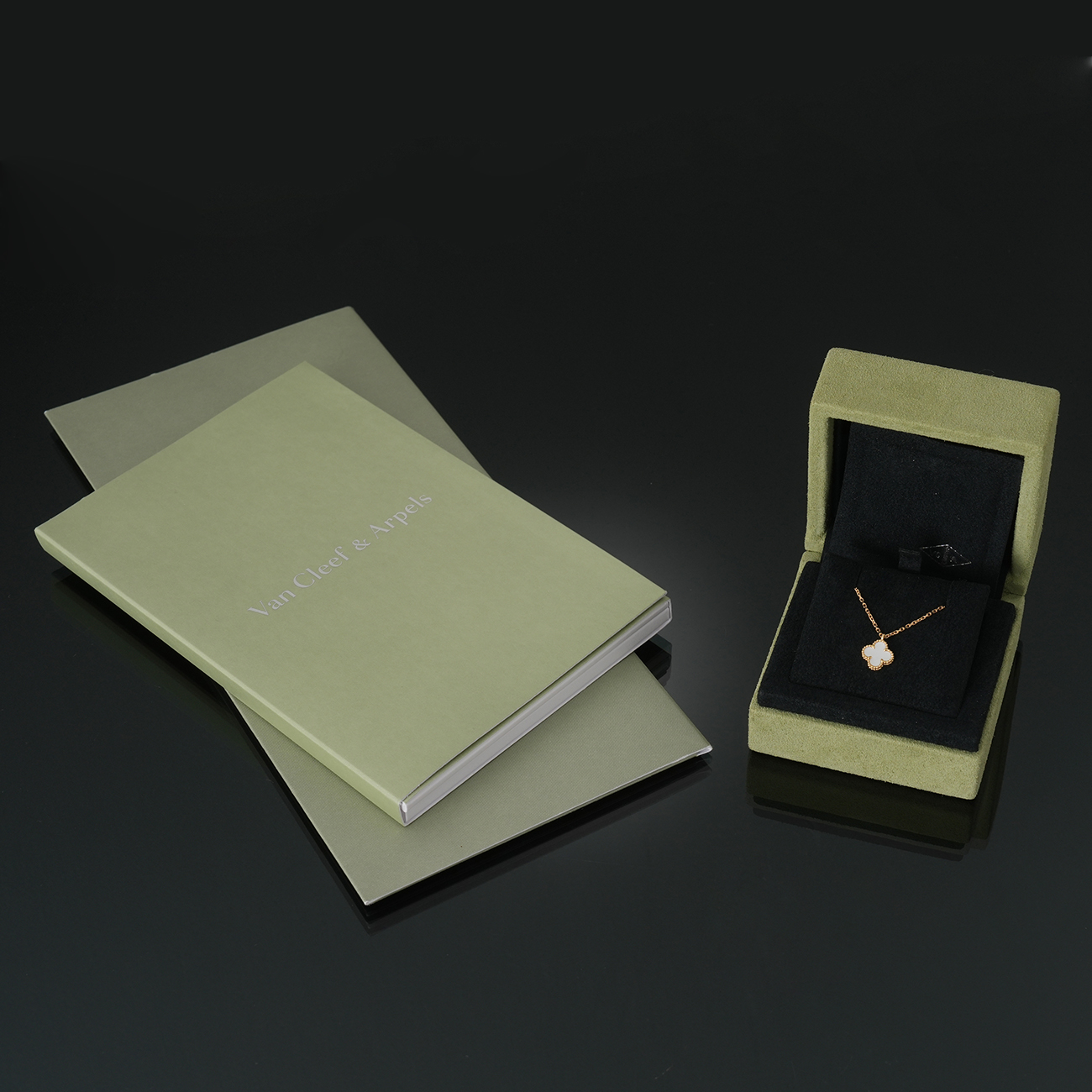VAN CLEEF & ARPELS(USED)반클리프 스위트 알함브라 네크리스 자개 VCARF69100